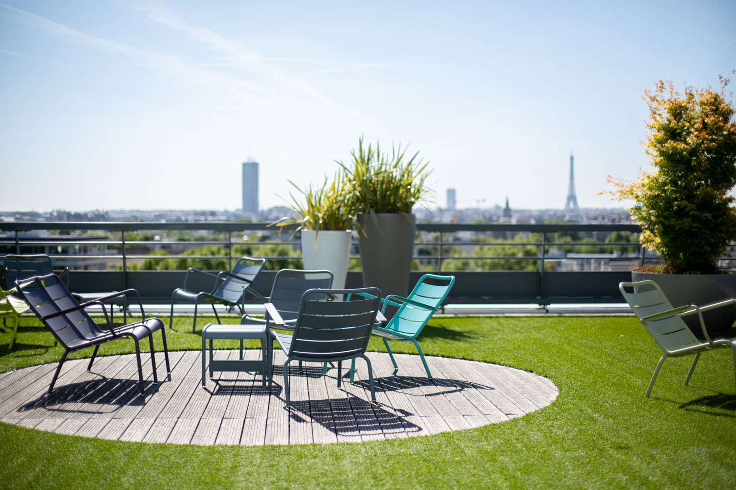 Photo d'un jardin sur terrasse en plein air